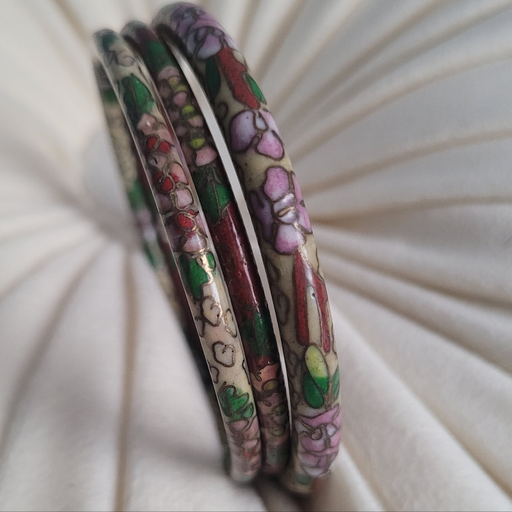 Vintage Floral Bangals (Set Of 3)